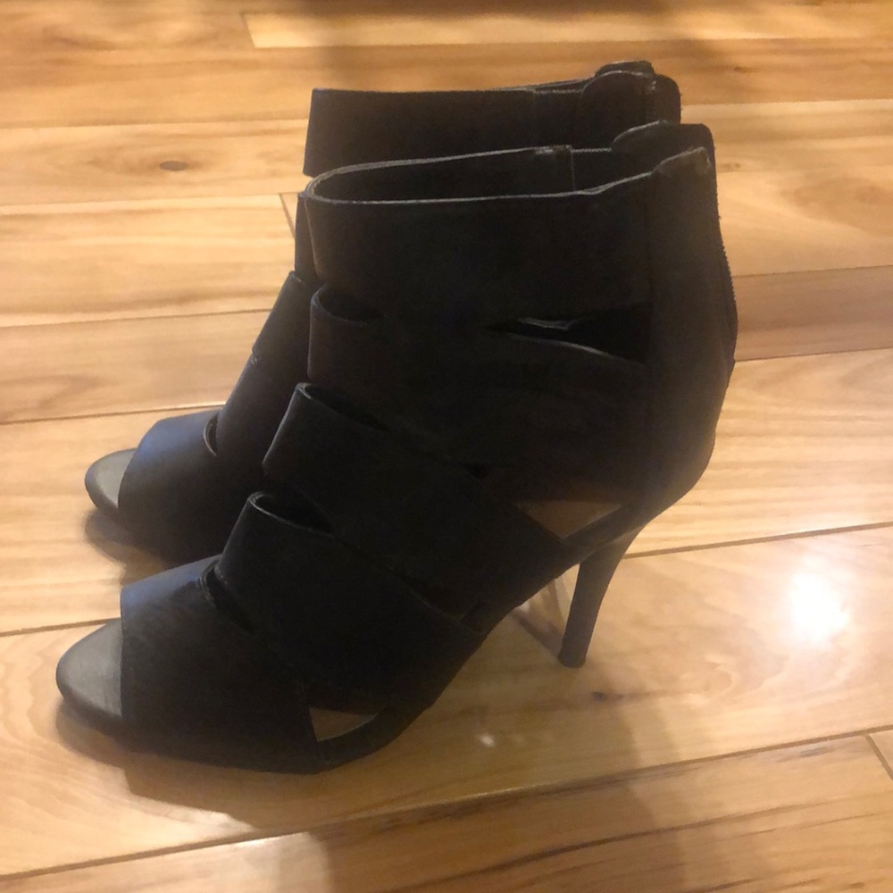 Dress heels